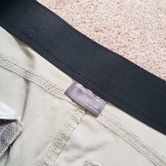 Eddie Bauer Women's Chino Short Slide Pockets Stretch Elastic Waist Siz 12 Beige - Picture 3 of 8